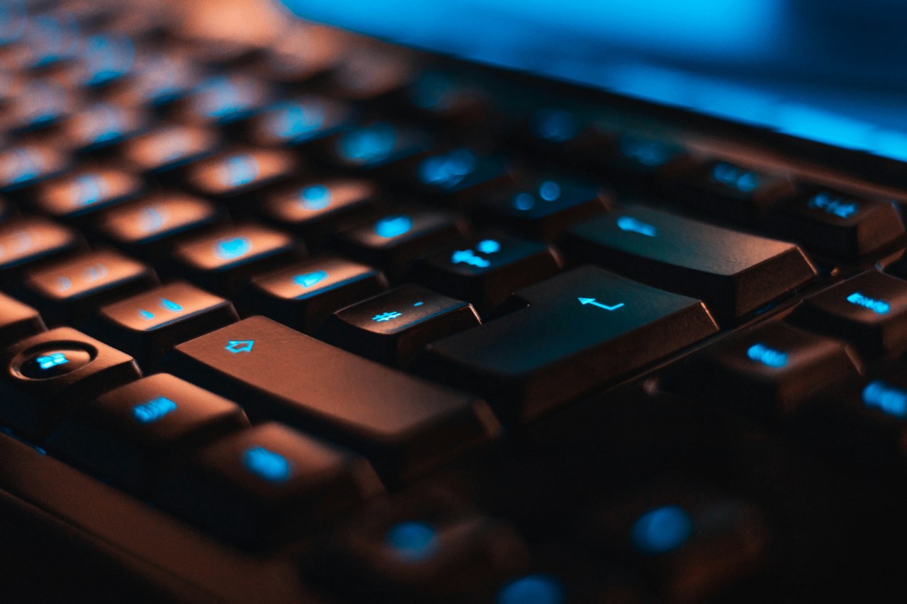 FastInfer: открытая библиотека ускоряет вывод LLM на CPU почти вдвое